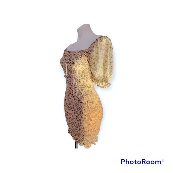 Dress - Picture 2 of 2